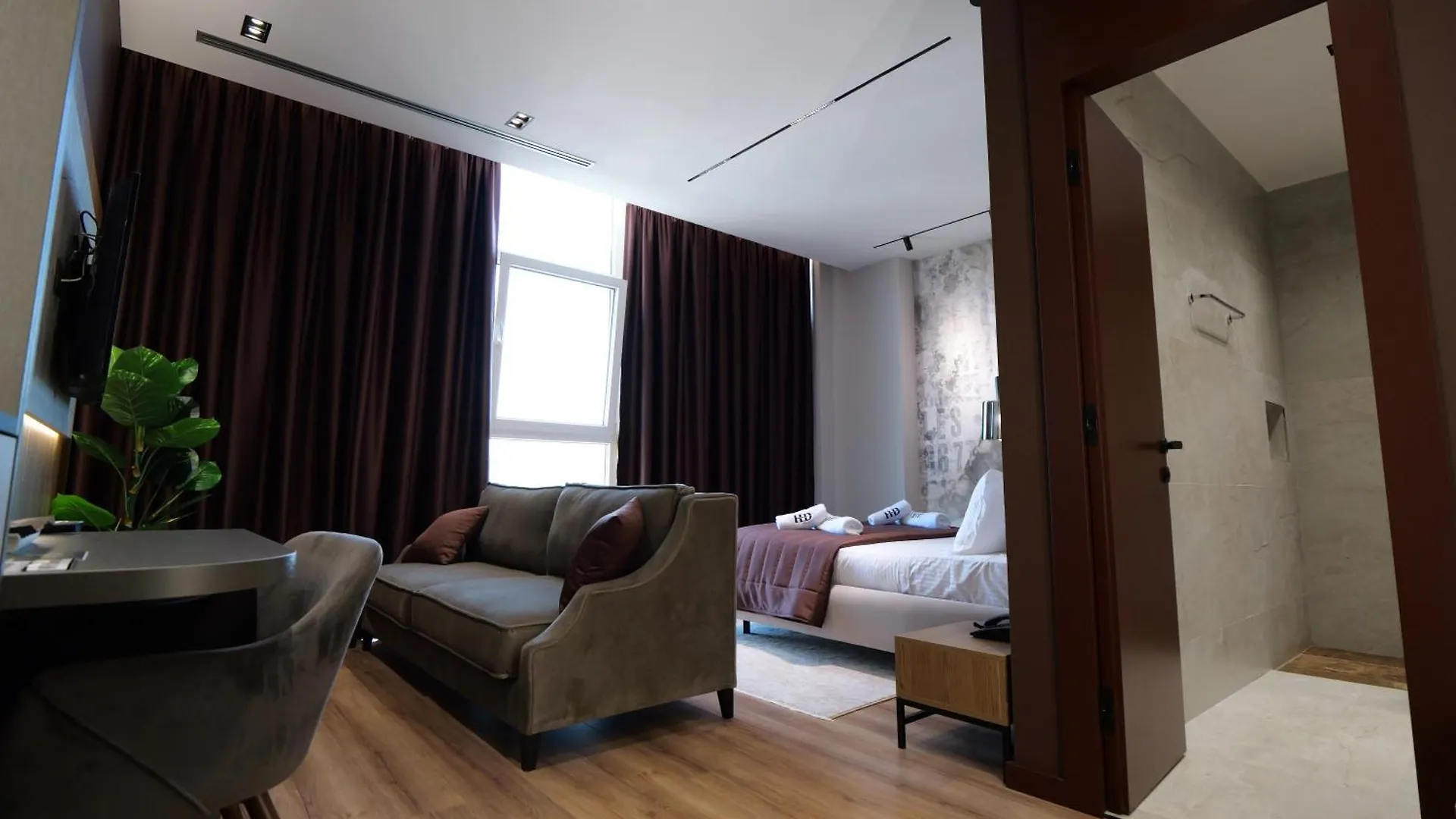 Dial Hotel 엘바산