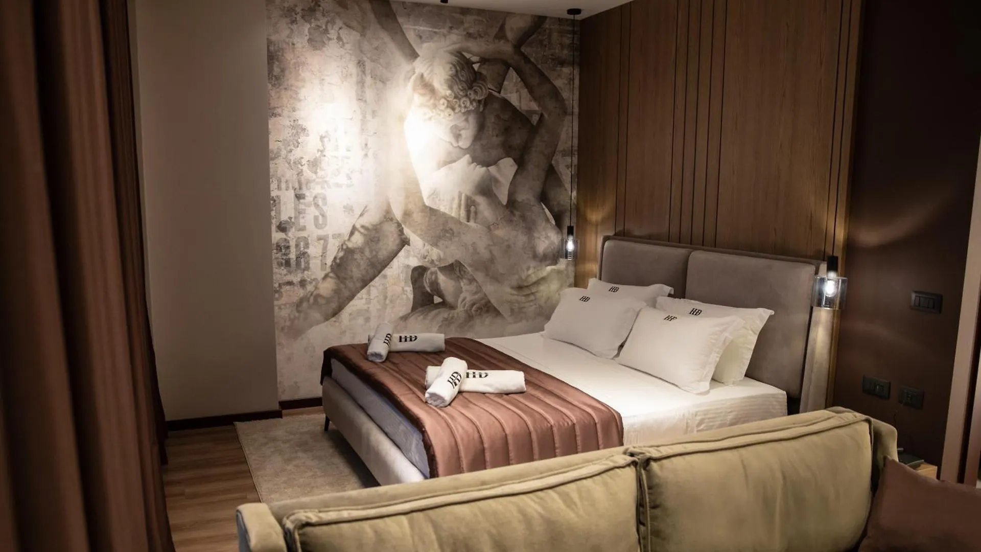 Dial Hotel 엘바산