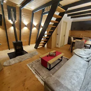  Villa Vilat Alpine Golden Gjinar